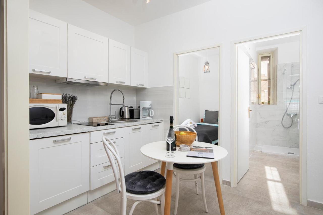 Kandlers Street Apartment Пула Екстериор снимка
